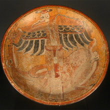 Plato trípode